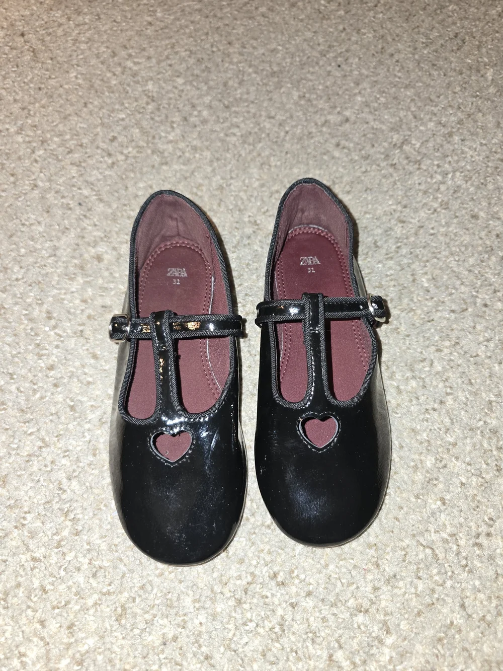Zara Girls' Black Patent Ballerina Mary Janes with Heart Cutout T Strap Size 13